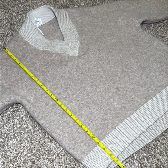 Lululemon Alpaca Wool-Blend V-Neck Sweater - Picture 10 of 10